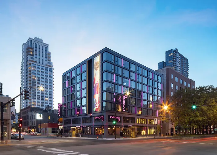 Motel: Moxy Chicago Downtown